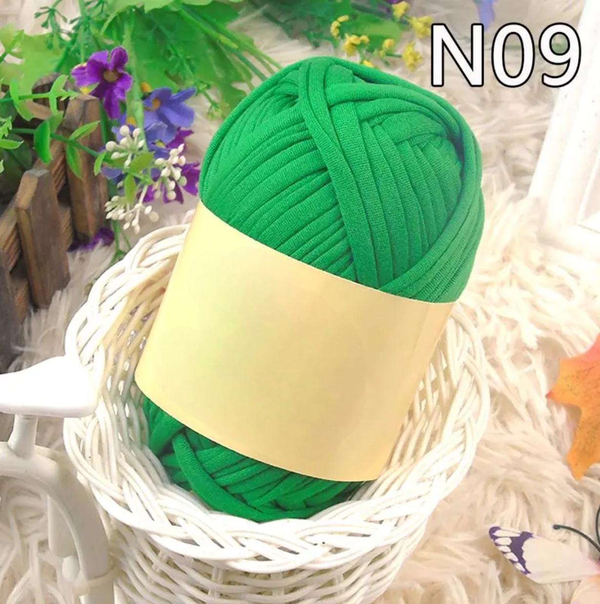Polyester Fabric Knitting Yarn,Pure Cloth T-Shirt Yarn Fabric Crochet Cloth for DIY Knitted Art 100g