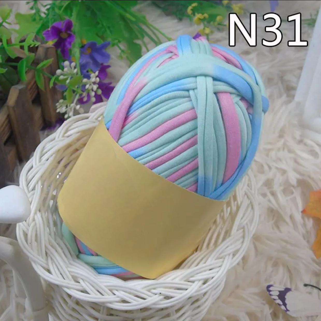 Polyester Fabric Knitting Yarn, Colorful Cloth T-Shirt Yarn Fabric Crochet Cloth for DIY Knitted Art 100g