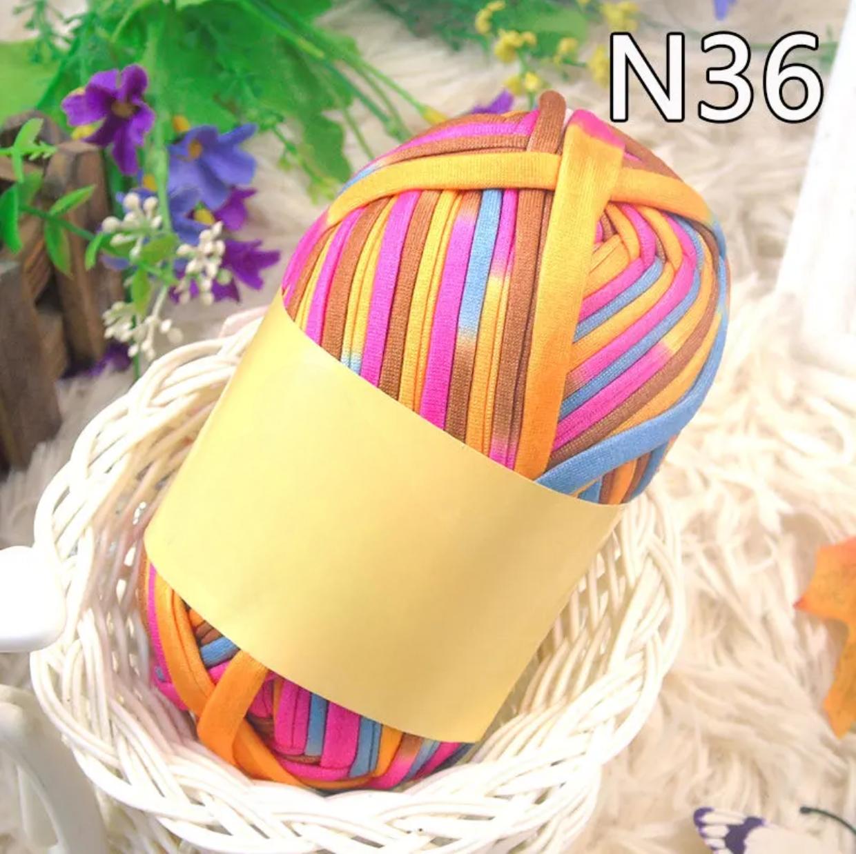 Polyester Fabric Knitting Yarn, Colorful Cloth T-Shirt Yarn Fabric Crochet Cloth for DIY Knitted Art 100g