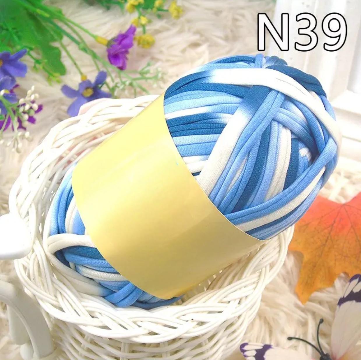 Polyester Fabric Knitting Yarn, Colorful Cloth T-Shirt Yarn Fabric Crochet Cloth for DIY Knitted Art 100g